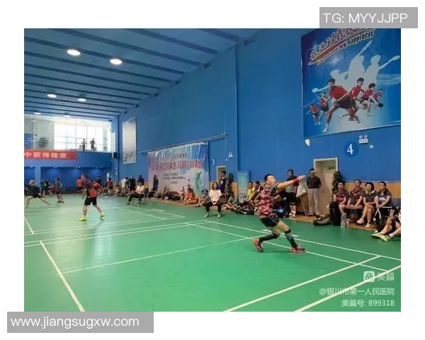 李伟篮球生涯回顾与展望:从球场到人生的精彩对话